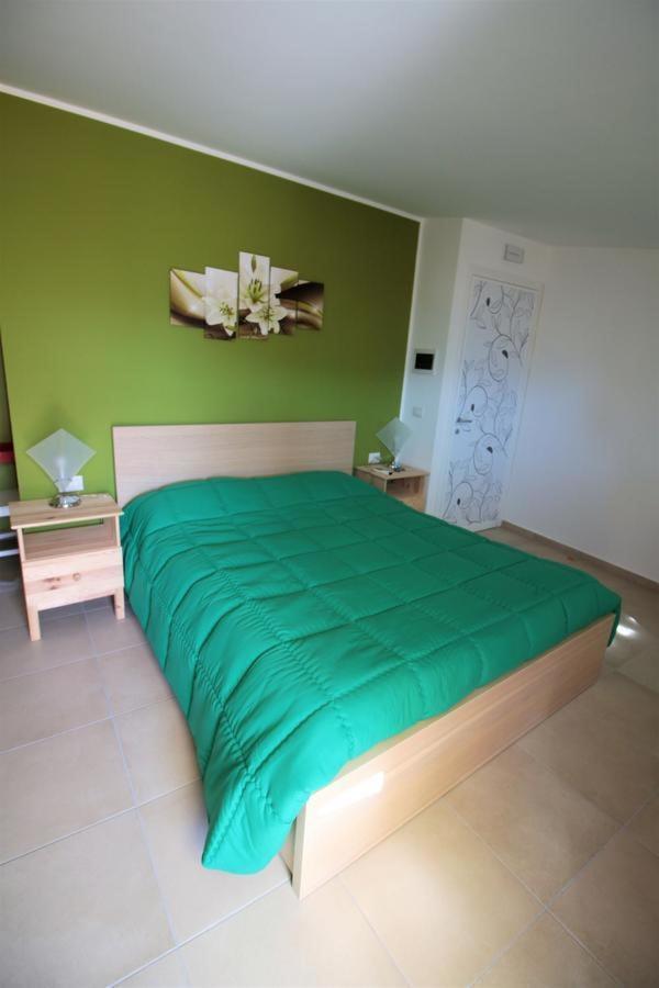 La Rosatea Rooms มอนเรอาเล ภายนอก รูปภาพ