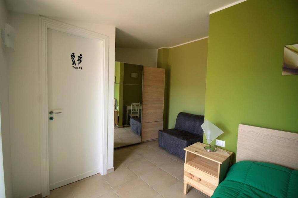 La Rosatea Rooms มอนเรอาเล ภายนอก รูปภาพ